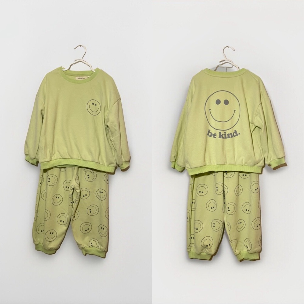 Indy and Pippa Lime Green Smiley Sweatset